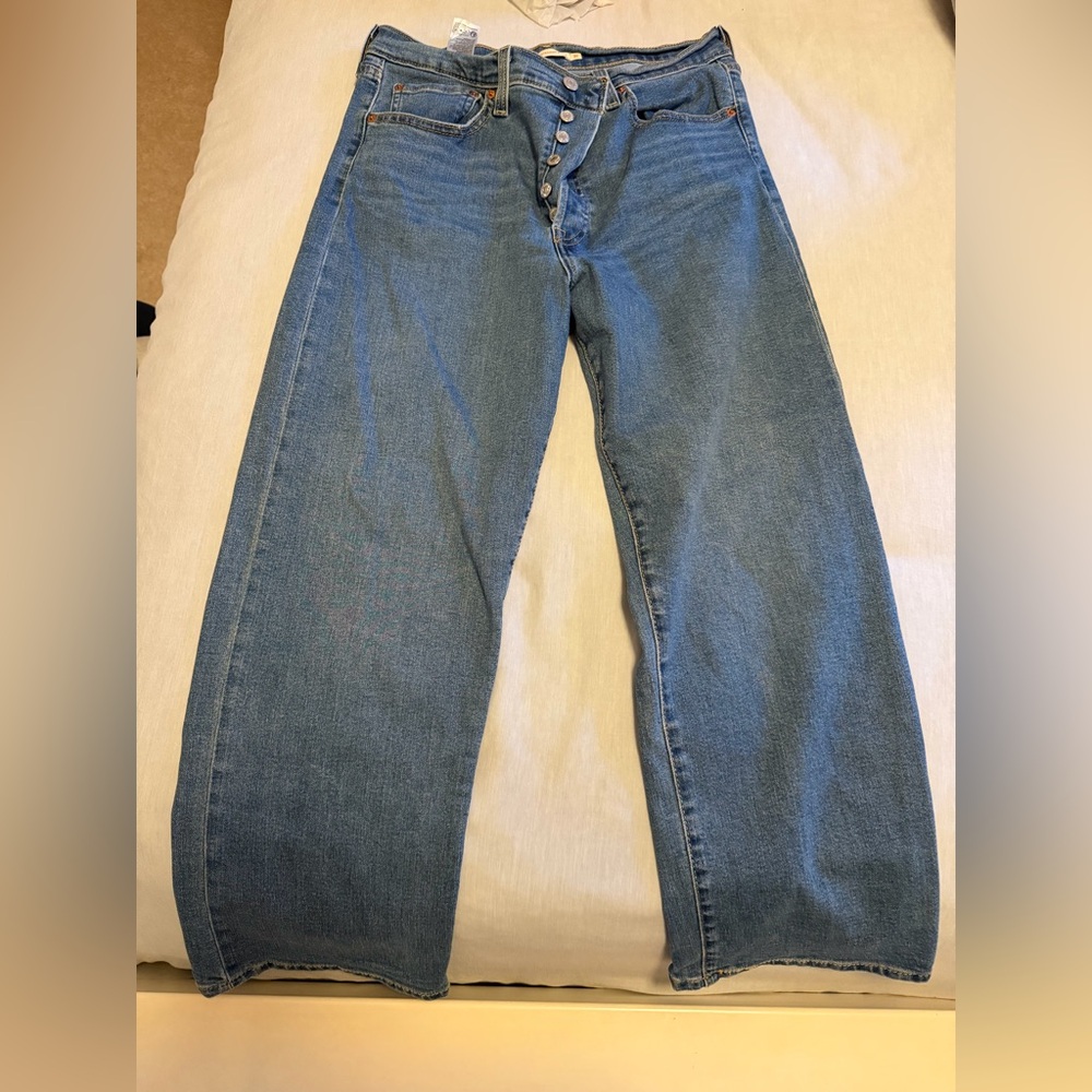 Levi’s Ribcage Straight Ankle Size 31